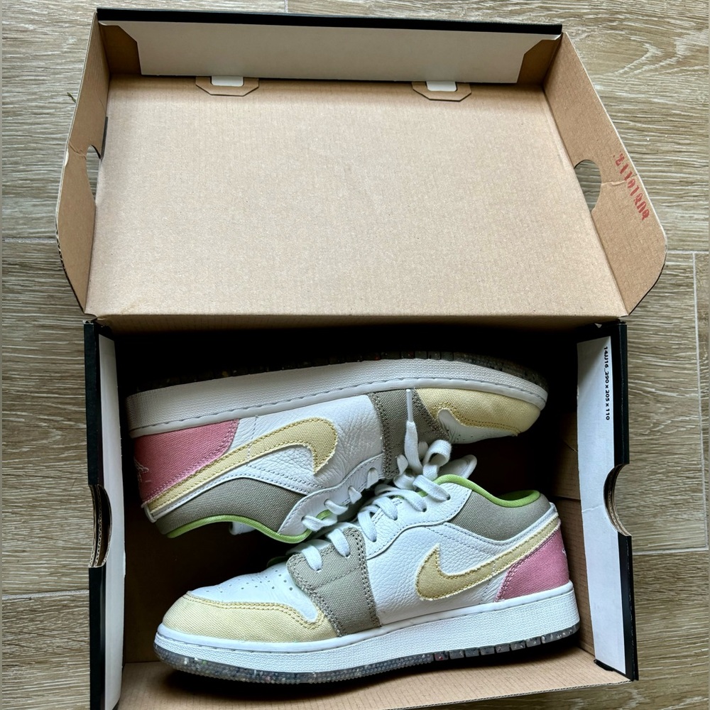 6.5Y Air Jordan 1 Low Pastel Vivid Green